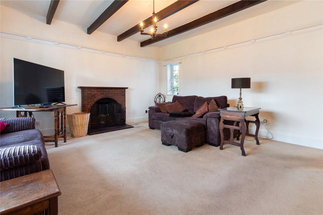 157, Scartho Road, N E Lincs photo 3