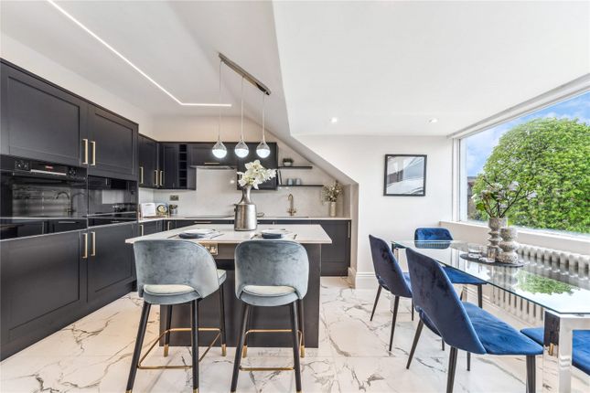 Thumbnail Flat for sale in Corfton Road, London