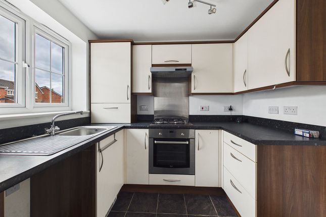 82, Arkless Grove, Consett photo 3