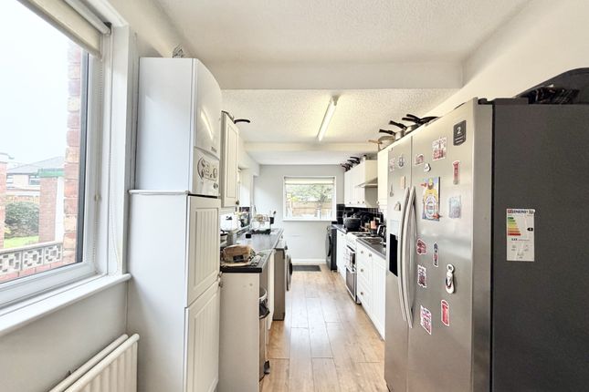 10, Rydal Avenue, Fleetwood photo 4