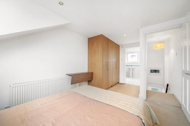 Property for sale in Lowden Road, London
