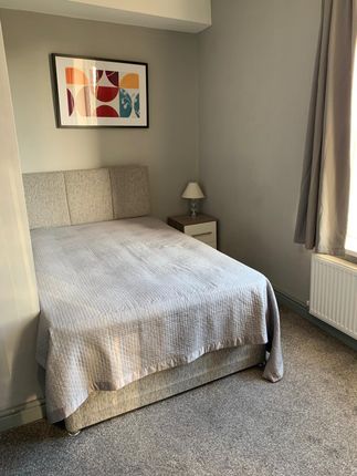 Shared accommodation to rent in Cope Street, Barnsley, South Yorkshre