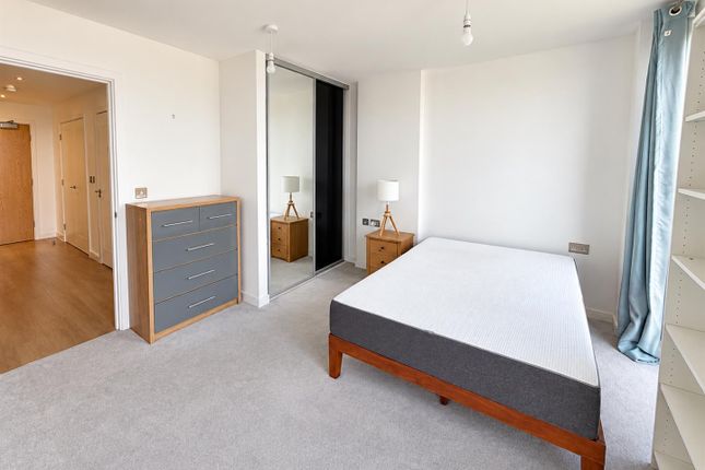 Flat 6, 5, Northgate Road, Barking photo 2