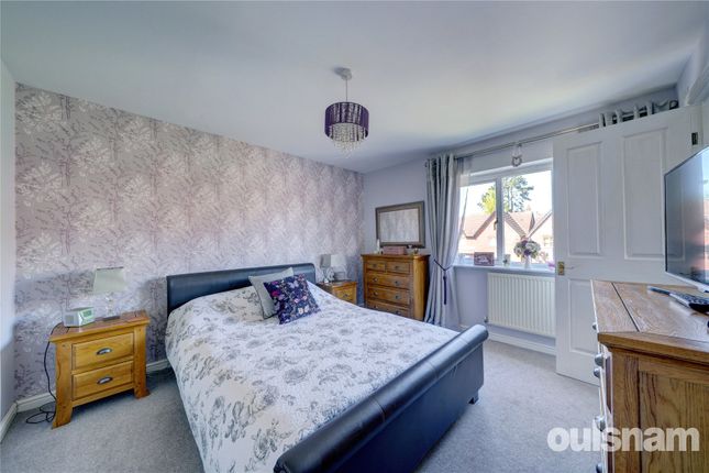 54, Foxes Meadow, Birmingham photo 4