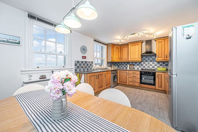 6, Pan Ha, Kirkcaldy photo 2