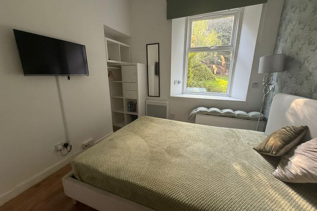 0/2, 120 Neilston Road, Paisley, PA2 6EP, Paisley photo 3