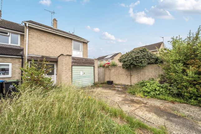 Thumbnail End terrace house for sale in Queen Emmas Dyke, Witney