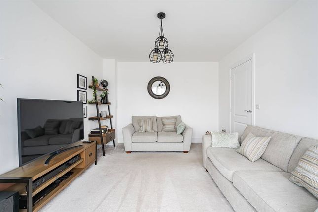 5, Ambrose Avenue, Herne Bay photo 3