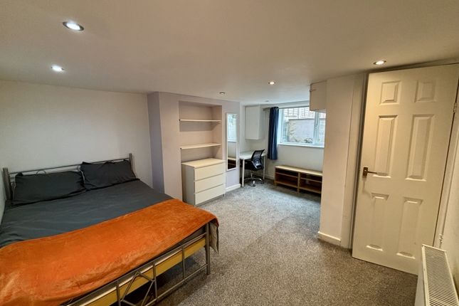 12, Stanmore Street Burley, Leeds photo 3
