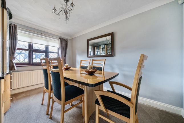 15, Beaton Close, Kent photo 3