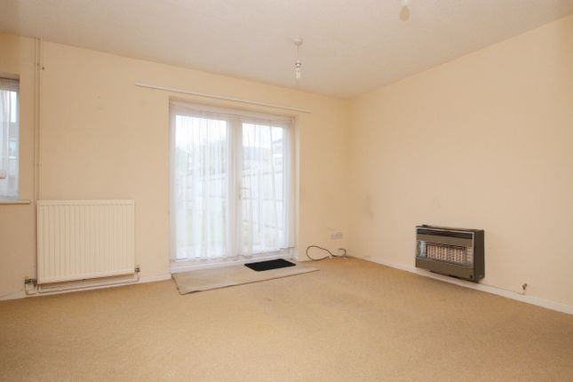 30, Chandlers Reach, Llantwit Fardre photo 3