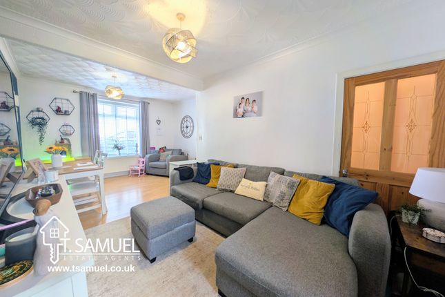 25 Greenfield Terrace, Abercynon photo 4