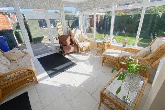 9, Budworth Avenue, Whitley Bay photo 2