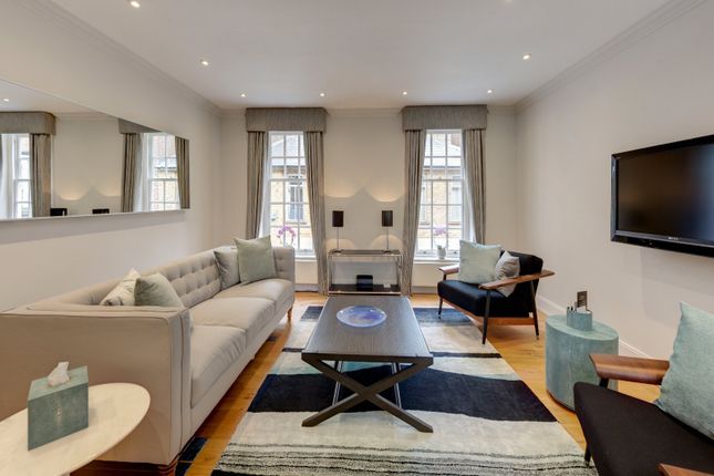 Flat for sale in Catherine Wheel Yard, St. James's, London