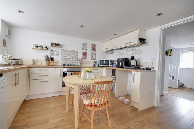 Homestill, Cripps Corner Road, Staplecross photo 4