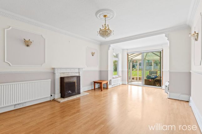 35, Kings Avenue, Woodford Green photo 2