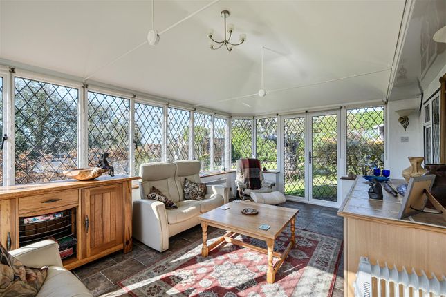 Sun Cottage,, 268 The Street, West Horsley photo 4