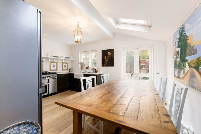 9, Knowsley Road, London photo 4