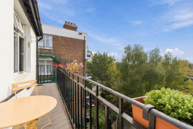 61, Cholmley Gardens, West Hampstead photo 4