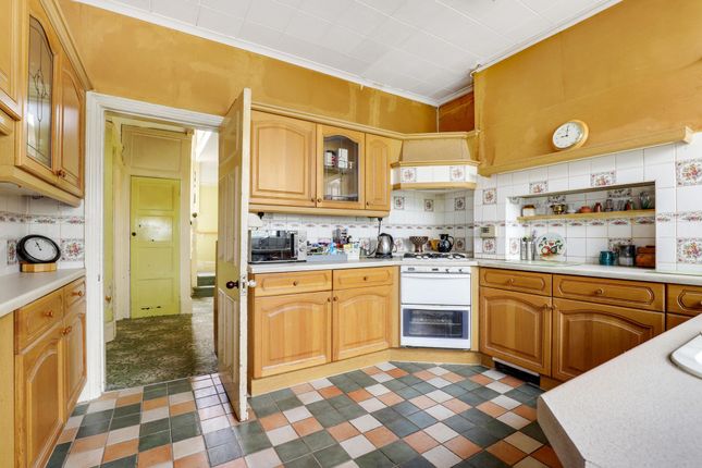 3 Blackhill Drive, Nottingham photo 4