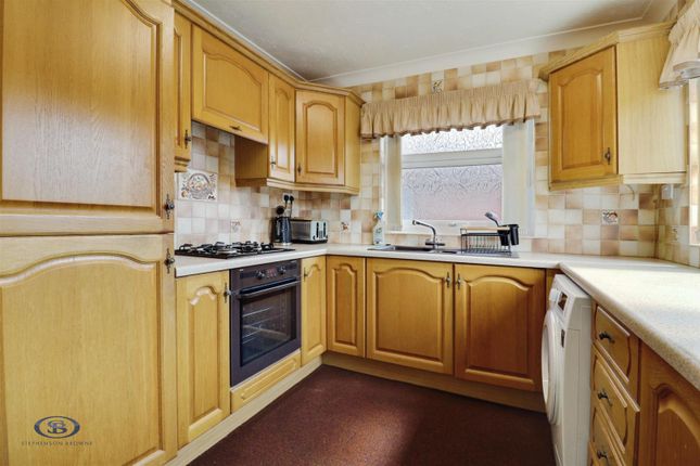 8, Ferndown Drive, Newcastle-Under-Lyme photo 4