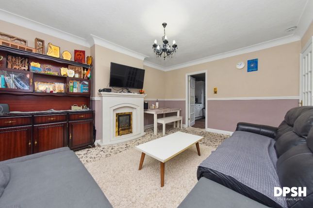 42 Brighton Avenue, Leeds photo 2