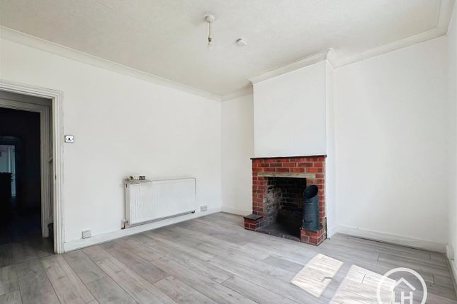 5, Kent Terrace, Gillingham photo 3