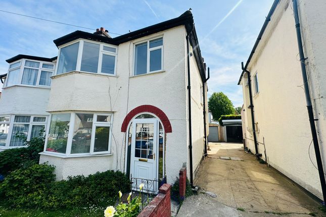 Detached house to rent in Demesne Road, Wallington, Surrey