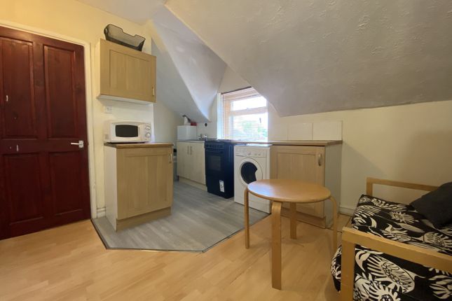 Thumbnail Terraced house to rent in Salisbury Road, Cathays, Cardiff