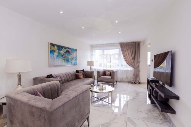 80, Seacourt Road, Langley photo 4