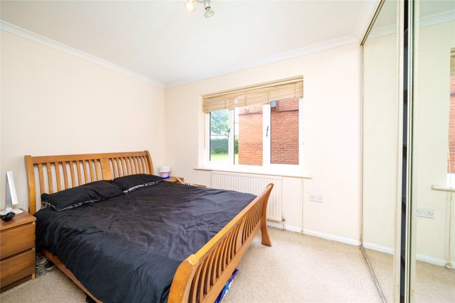 52, Bowman Mews, London photo 4