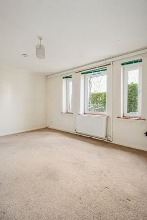 1 Nithsdale Crescent, Glasgow photo 4