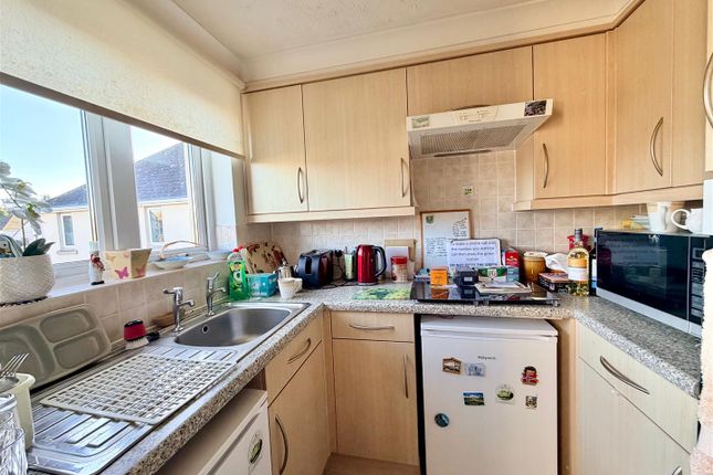 Flat 23, Magnolia Court, 20 Horn Cross Road, Plymouth photo 4