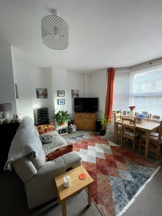 Thumbnail Flat to rent in 129-131 Windham Road, Springbourne, Bournemouth
