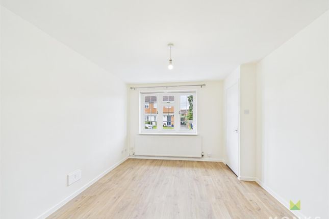 6, Southville Close, Shrewsbury photo 2