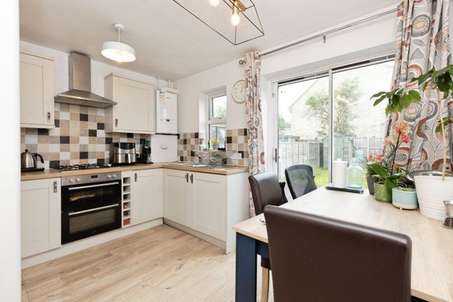 26, Grenville Close, Churchdown photo 4