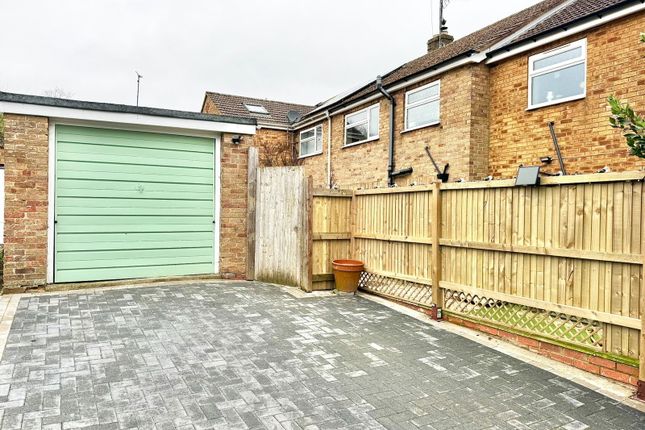 32, Church Street, Brackley photo 2