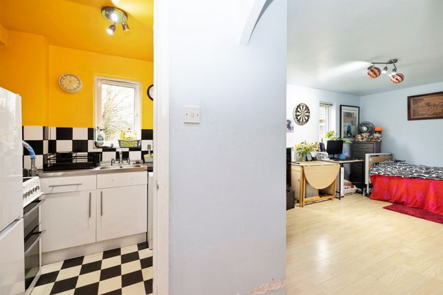 56a, Southwold Road, Watford photo 4