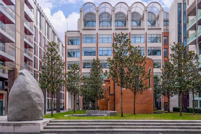 Thumbnail Flat to rent in Pearson Square, Fitzroy Place, Fitzrovia, London