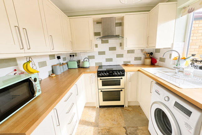 2, Marlborough Gardens, Stourbridge photo 5