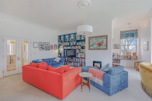 Flat for sale in Cayton Road, Netherne-On-The-Hill