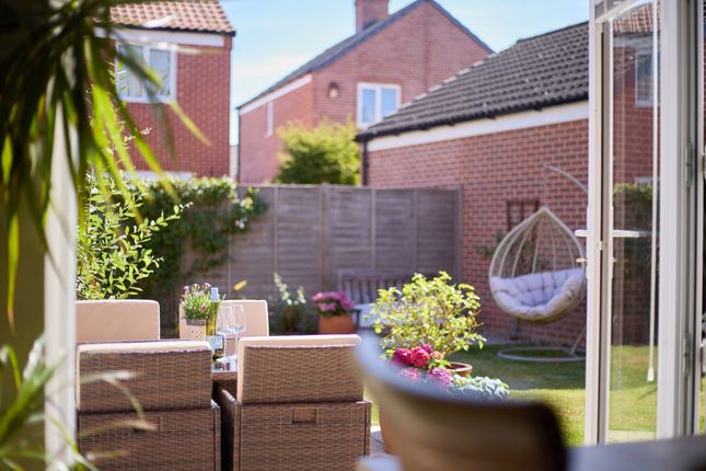 6, Coldham Grove, Wymondham photo 4