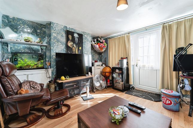 6, The Wroe, WISBECH photo 3
