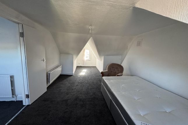 Flat 5, 37 Leigham Vale, Streatham photo 3