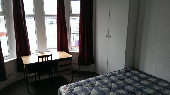 Shared accommodation to rent in Beverley Road, Liverpool