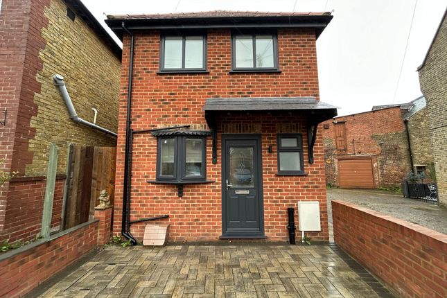 Thumbnail Detached house to rent in High Street, Minster