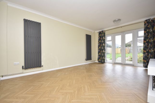 2, David Avenue, Margate photo 3