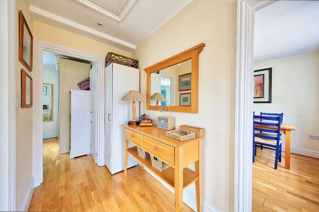 14a, Haynt Walk, Wimbledon Chase photo 4