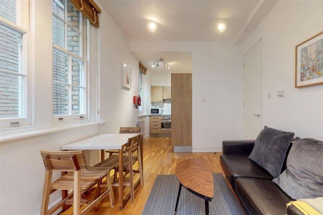 Flat 12, Cathedral Court, London photo 4