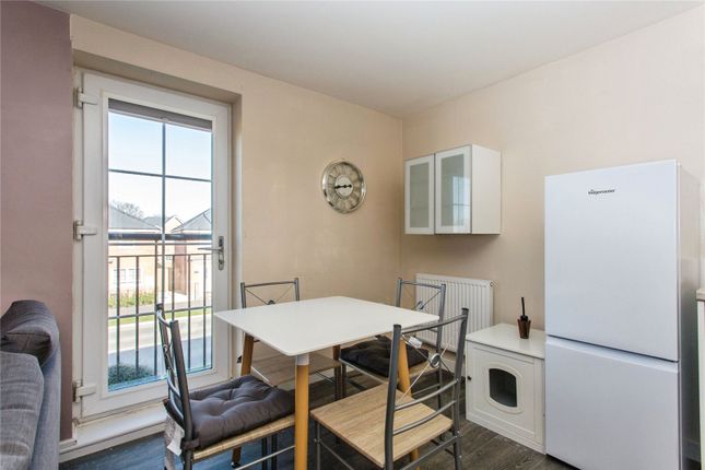 15, Aldeburgh Drive, Lancashire photo 3